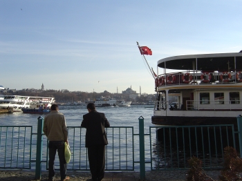 istanbul_06_ferries.jpg