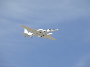 The U-2 is a bird rarely scene in its element. The NASA Armstrong/Dryden modified model showed off its climb abilities. It goes up like an elevator. A fast elevator. A VERY fast elevator.